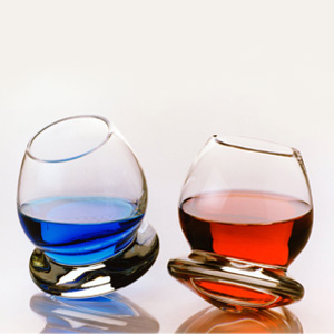 Trinkgefäße & Karaffen